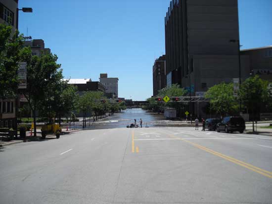 1st Ave looking west